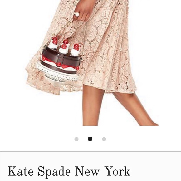 Kate Spade Red and White Clutch Wristlet - Picture 2 of 10